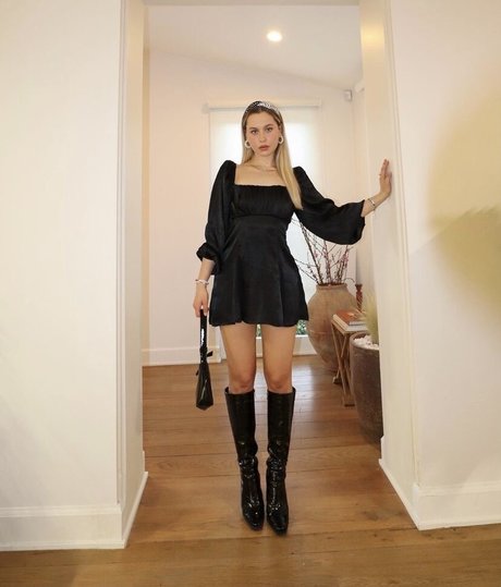 Natasha Bure exclusive model galleries