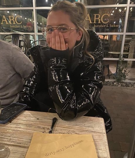 Natasha Bure top actress pictures