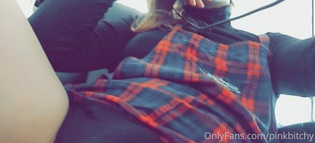 pinkbitchy nude model gallery