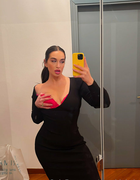 worshipkaia hot model images