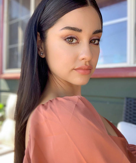 Yvette Monreal xxx star img