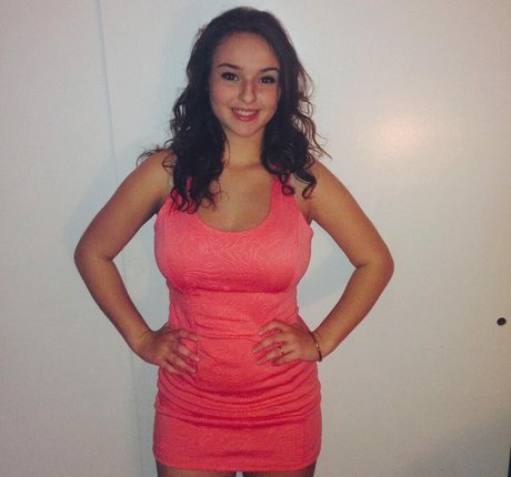 Julia F art actress img