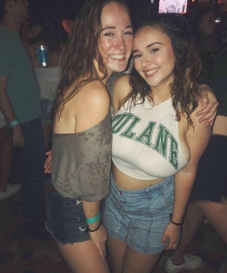 Julia F beautiful model img