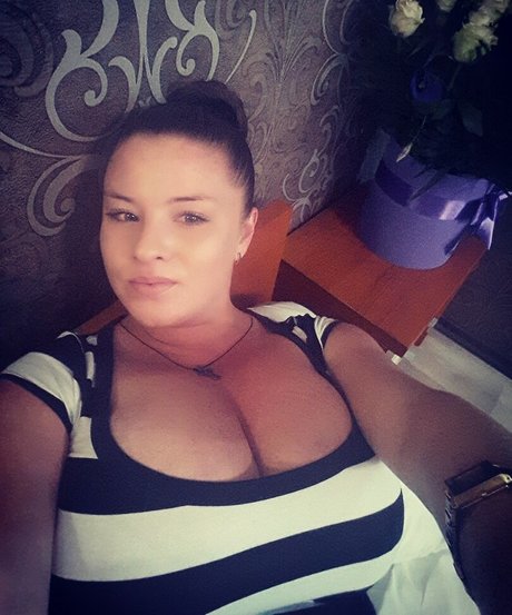 Nadin Shcherban model hot photo