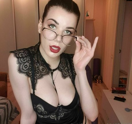 momsaysitsokey star beautiful picture