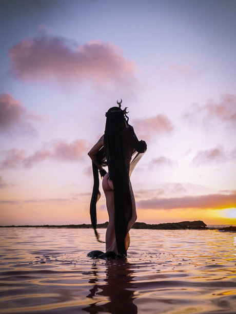 Sharon Ehman model free pictures