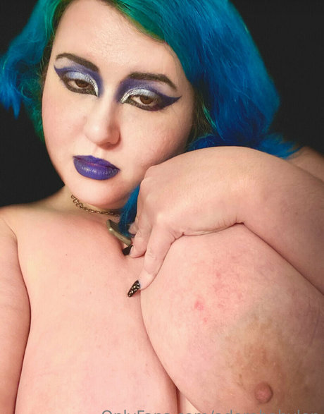 adorababylon beautiful actress photo