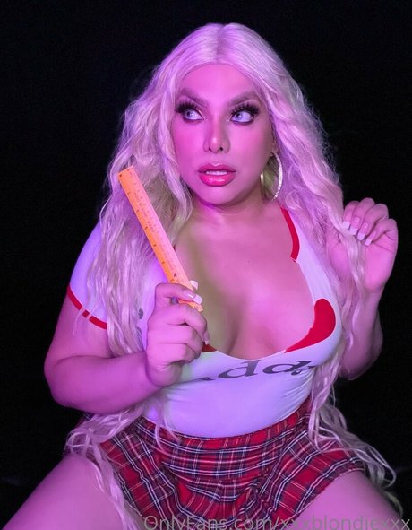 xxxblondiexxx exclusive pornstar pic