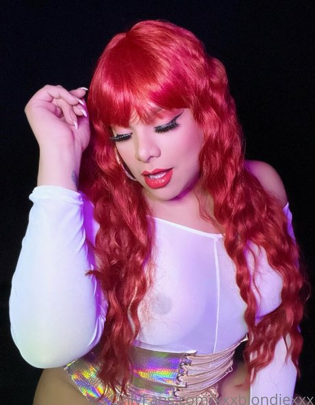 xxxblondiexxx nude pornstar gallery