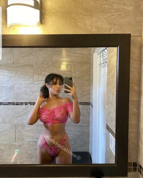 curvy muscle onlyfans free naked pictures