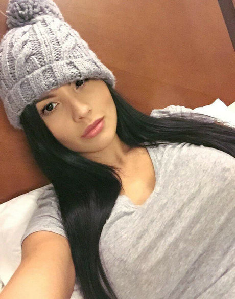 Karen Vi xxx pornstar pic