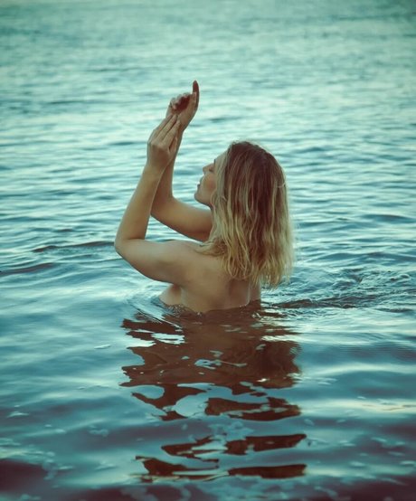 Sheila Mello high quality pornstar pictures