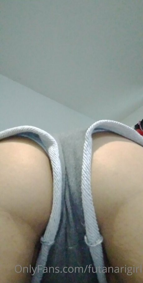 futanarigirl pretty model image