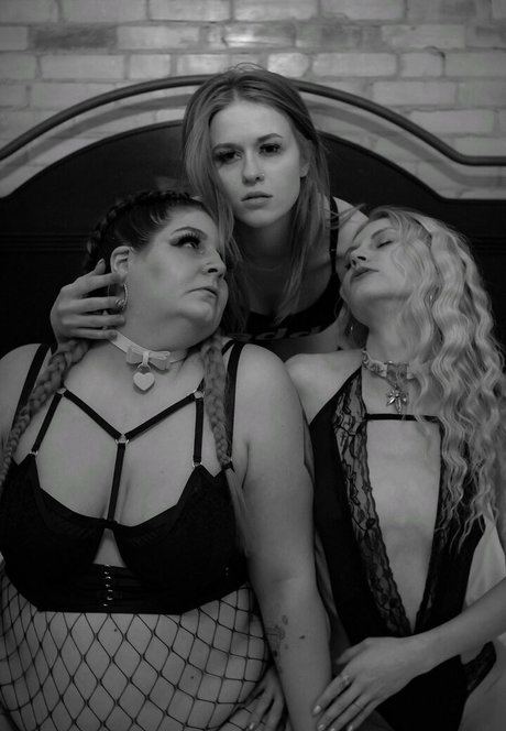 kytrue top actress image