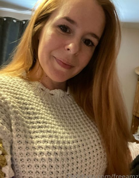 freeamz model adult photo