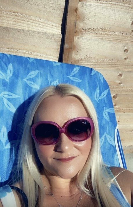 shaved onlyfans sexy naked img