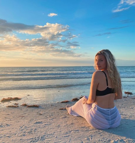 Lex Beccs hd actress gallery