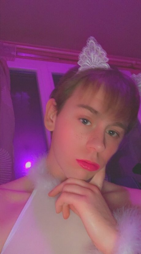 oliviabnwo pornstar sexy pic