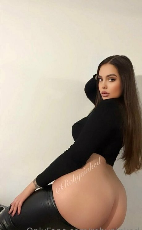 robyninked sex actress img