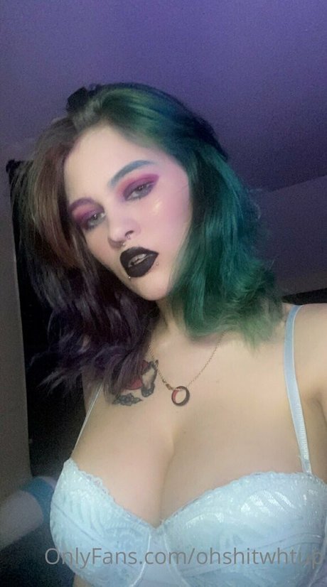 ohshitwhtup erotic actress img