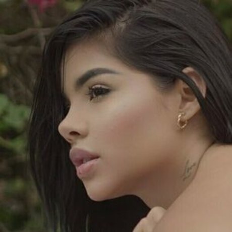 charitharamburo star sex pic