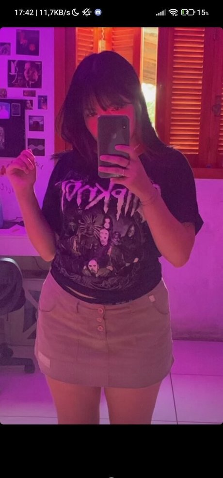 Freak emi xxx actress pics