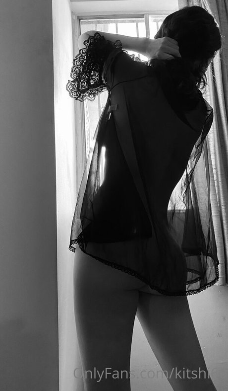 kitshi69 star naked pic