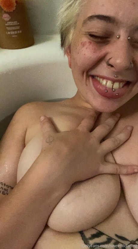 sweetlildarling erotic star picture