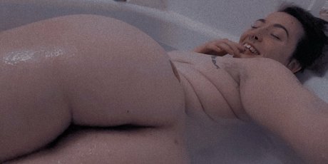 sweetlildarling erotic pornstar photos