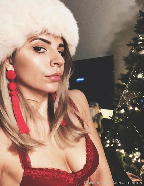 diaryofalexacreed model free photo