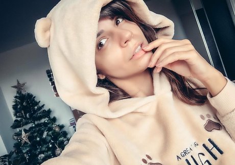 diaryofalexacreed free model photos