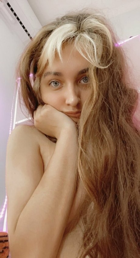 molly bl0om high quality model picture