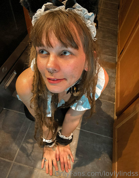 lovlylindss pornstar high quality images