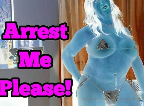 onesexyshemale model pretty image