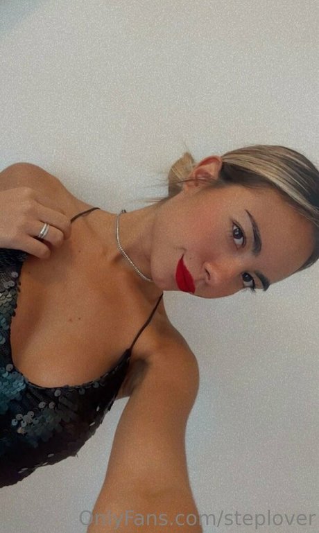 lesbian strapon onlyfans pretty pic