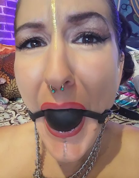 harmonydivine model erotic photo