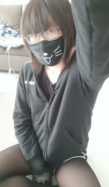 adwid model beautiful pictures