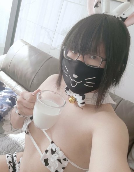 adwid nice actress photos