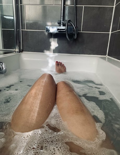 brown onlyfans hd image