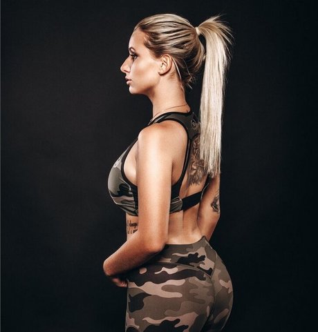 Carina Spack star sex img