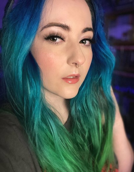 Afkayt pornstar hot image