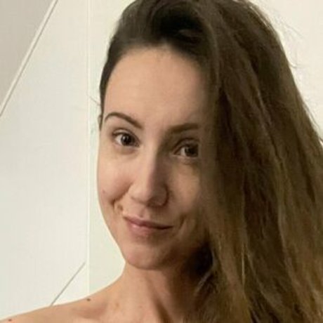 iamgoldhailey sexy model galleries