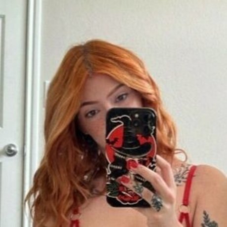 Spooky Foxx pornstar nude pictures