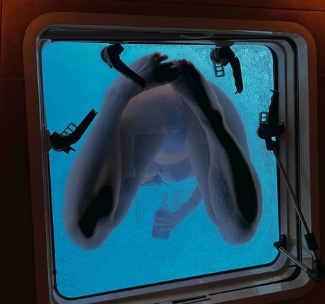 hooters onlyfans nice image