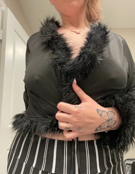 hobbittrash perfect pornstar pic