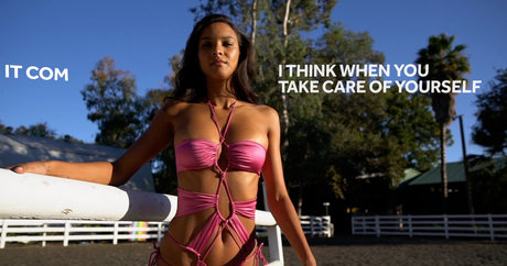 Lais Ribeiro art pornstar pictures