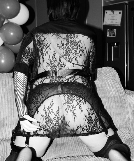 Keira X xxx pornstar pic