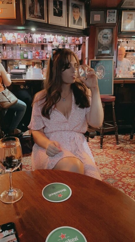 girl on girl onlyfans perfect picture