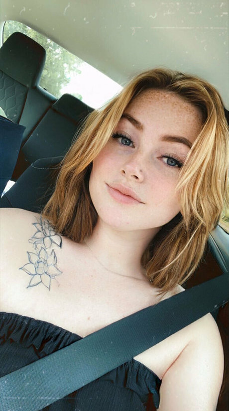 cherrixluna perfect actress image