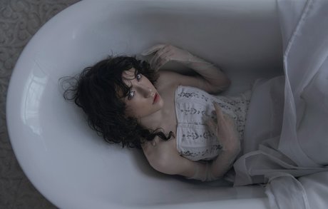 Olga Saharova model hd picture